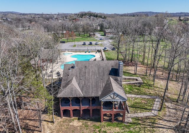 4577 Majestic Meadows Dr, Arrington, TN 37014