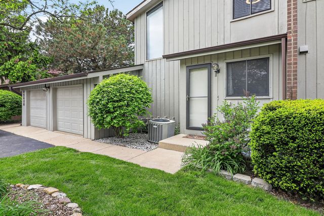 2S638 Enrico Fermi Court 0, Warrenville, IL 60555