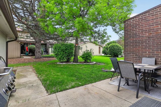 2S638 Enrico Fermi Court 0, Warrenville, IL 60555