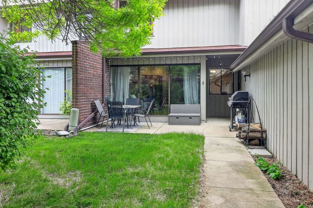 2S638 Enrico Fermi Court 0, Warrenville, IL 60555