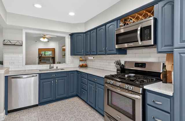 2S638 Enrico Fermi Court 0, Warrenville, IL 60555