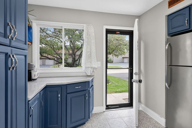 2S638 Enrico Fermi Court 0, Warrenville, IL 60555