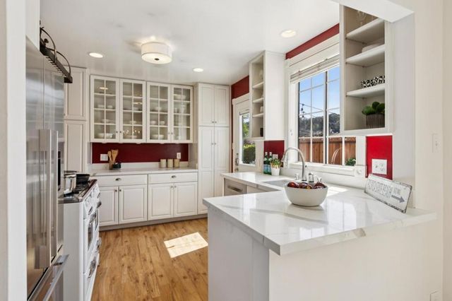 735 Montezuma Drive, Pacifica, CA 94044