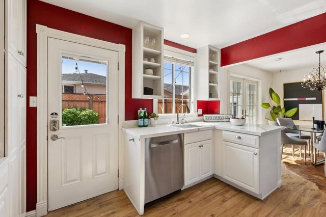 735 Montezuma Drive, Pacifica, CA 94044