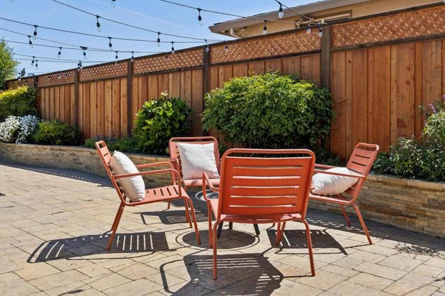 735 Montezuma Drive, Pacifica, CA 94044