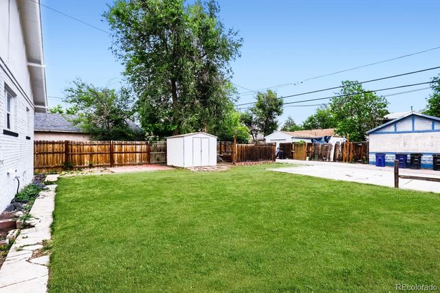 8001 E 16th Avenue, Denver, CO 80220