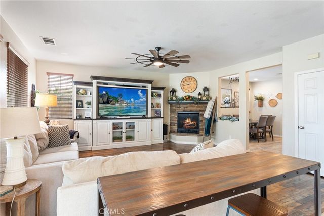 41104 Royal Sunset, Lake Elsinore, CA 92532