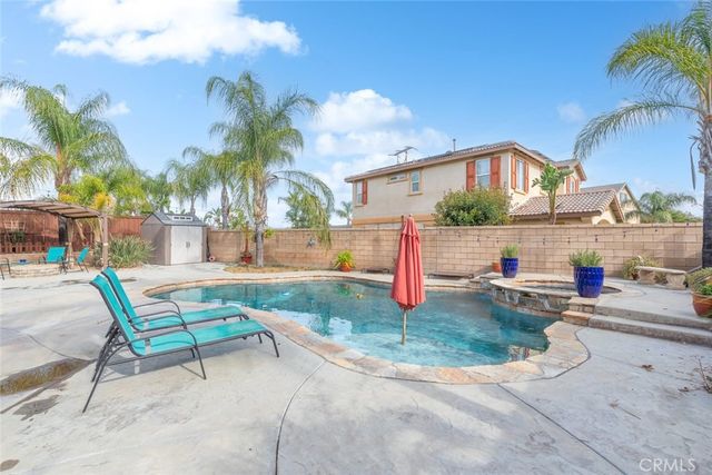 41104 Royal Sunset, Lake Elsinore, CA 92532