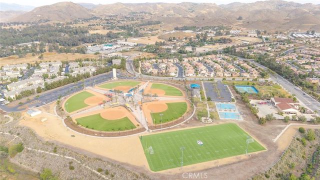 41104 Royal Sunset, Lake Elsinore, CA 92532