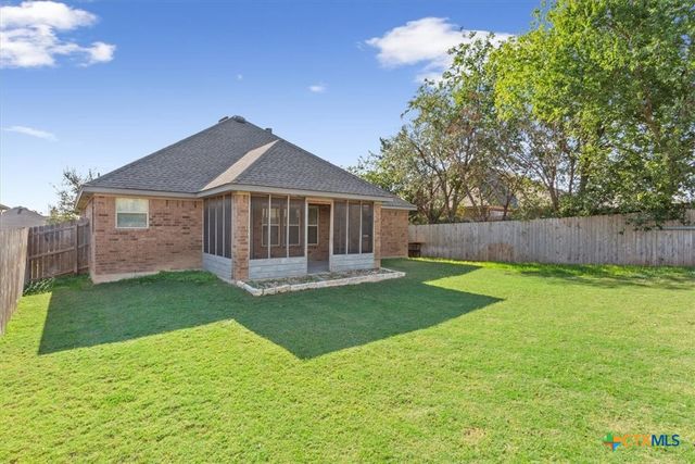 2210 Briar Hollow Drive, Temple, TX 76502