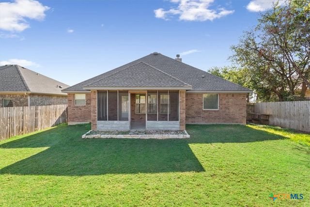 2210 Briar Hollow Drive, Temple, TX 76502