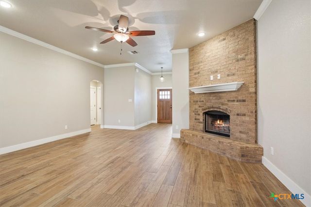 2210 Briar Hollow Drive, Temple, TX 76502