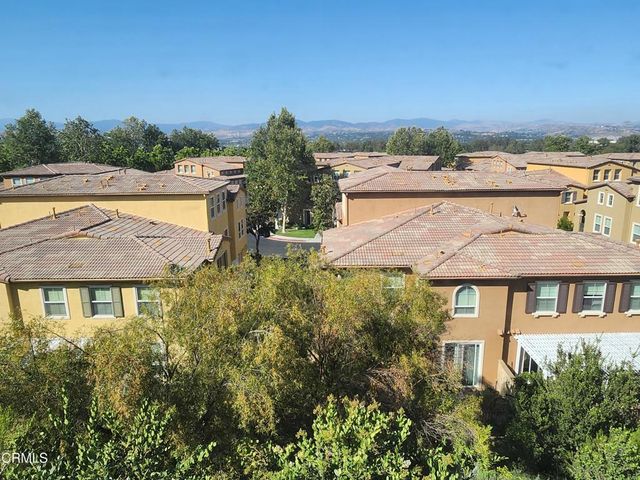 27016 Pebble Beach Drive 39, Valencia, CA 91381