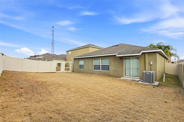 211 ENGLISH CHANNEL PLACE, Dover, FL 33527