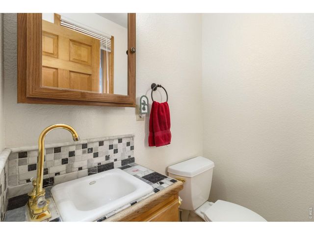 331 LaPlata Dr, Livermore, CO 80536