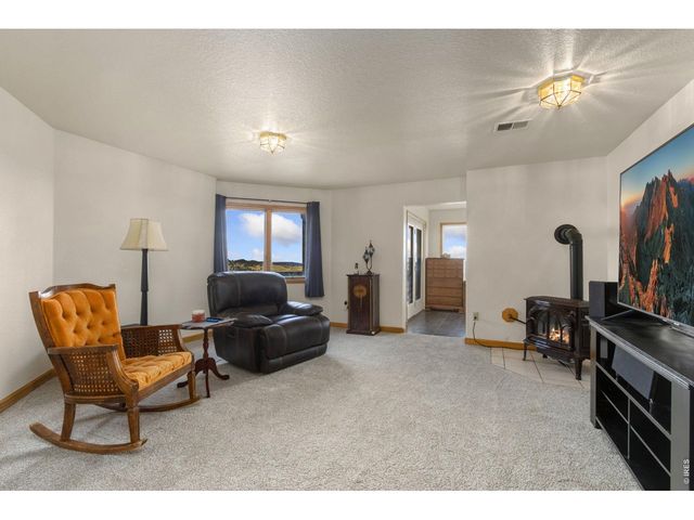 331 LaPlata Dr, Livermore, CO 80536