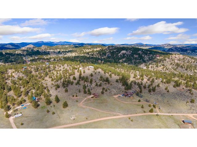 331 LaPlata Dr, Livermore, CO 80536
