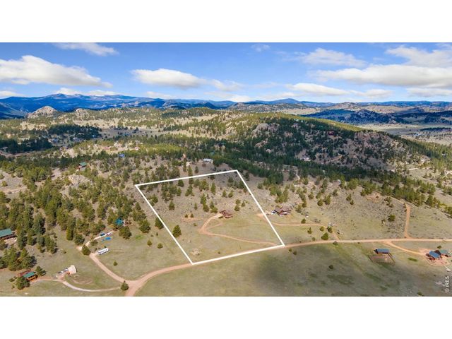 331 LaPlata Dr, Livermore, CO 80536