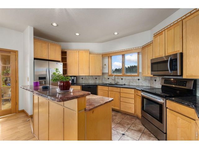 331 LaPlata Dr, Livermore, CO 80536