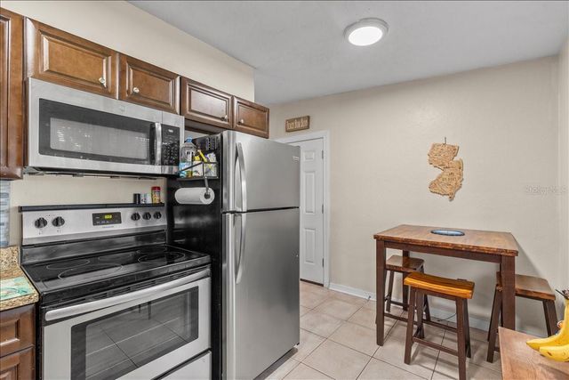 450 CARD AVENUE, Daytona Beach, FL 32117