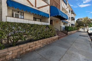 18530 Hatteras 239, Tarzana, CA 91356