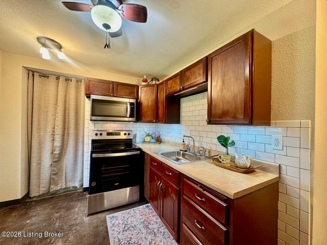 2325 W Market St, Louisville, KY 40212