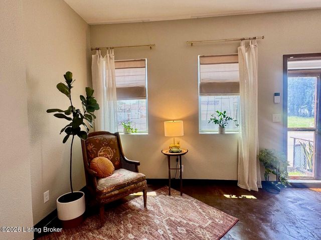 2325 W Market St, Louisville, KY 40212