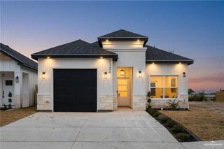 2324 Thornton Avenue, Mission, TX 78574
