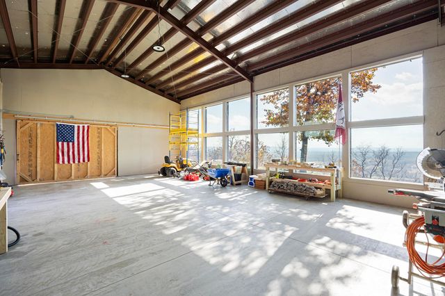 170 Piney Point Court, Pottsville, AR 72858