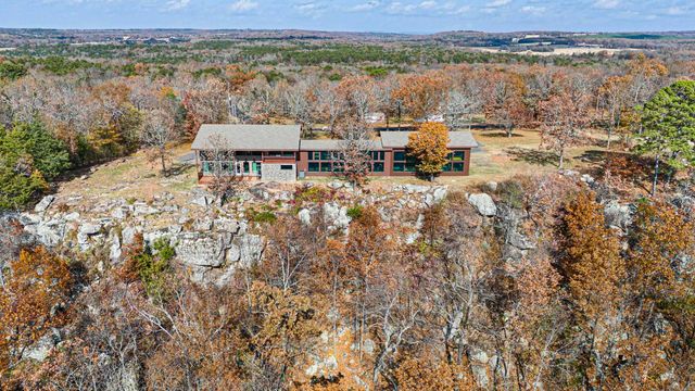 170 Piney Point Court, Pottsville, AR 72858