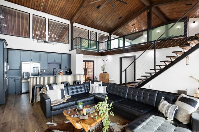 170 Piney Point Court, Pottsville, AR 72858