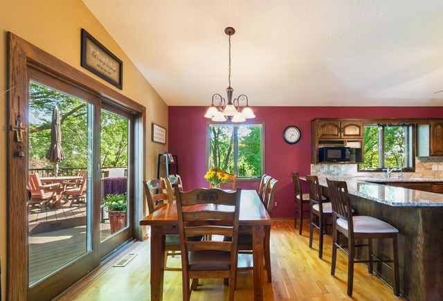 22710 Pinto Lane, Lakeville, MN 55044