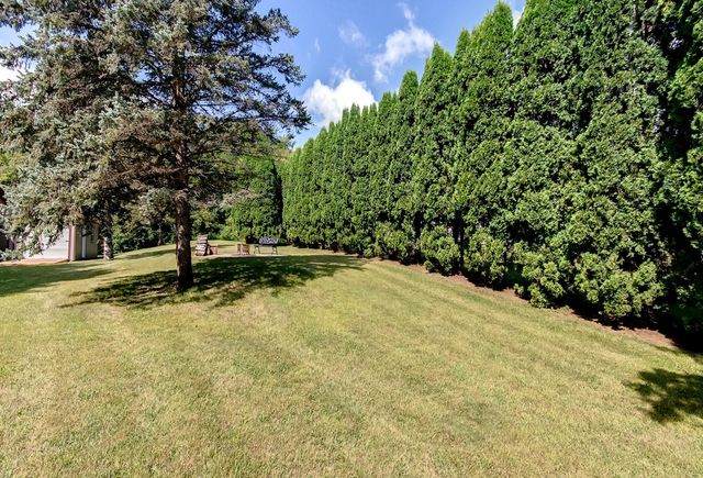 22710 Pinto Lane, Lakeville, MN 55044