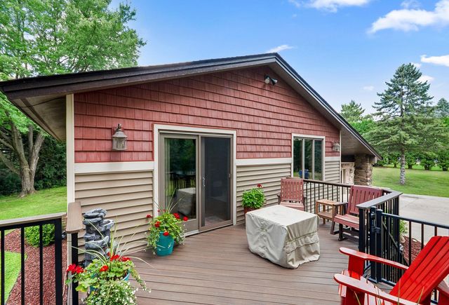22710 Pinto Lane, Lakeville, MN 55044