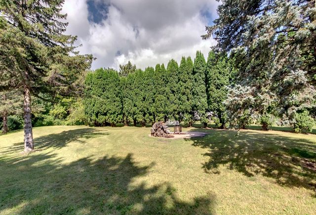22710 Pinto Lane, Lakeville, MN 55044