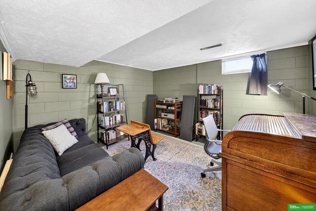 209 S 2nd Street, Cedar Bluffs, NE 68015