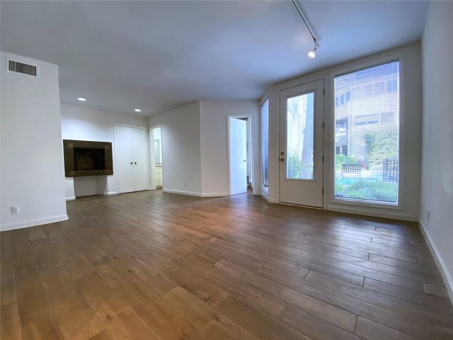 5003 Yoakum Boulevard, Houston, TX 77006