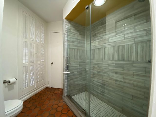 5003 Yoakum Boulevard, Houston, TX 77006