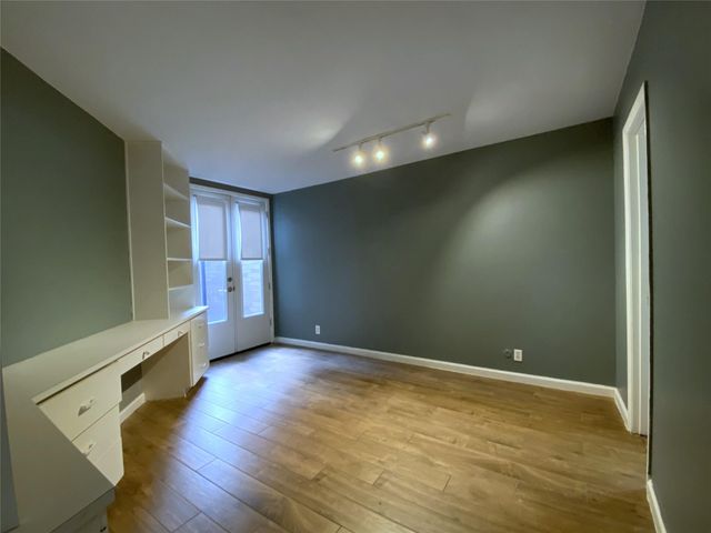 5003 Yoakum Boulevard, Houston, TX 77006