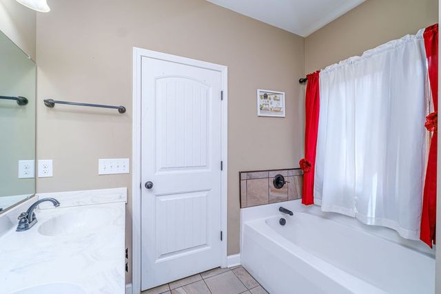 3319 Pleasant Grove Rd, White House, TN 37188