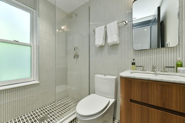 112 Charles Street 2, Boston, MA 02114