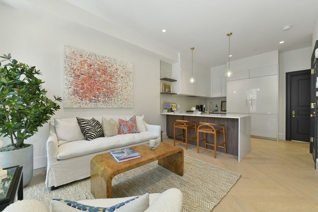 112 Charles Street 2, Boston, MA 02114