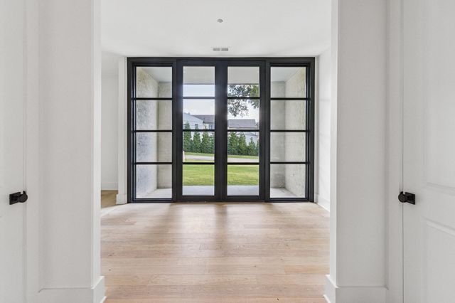 4798 NORMANDY LN, Memphis, TN 38117