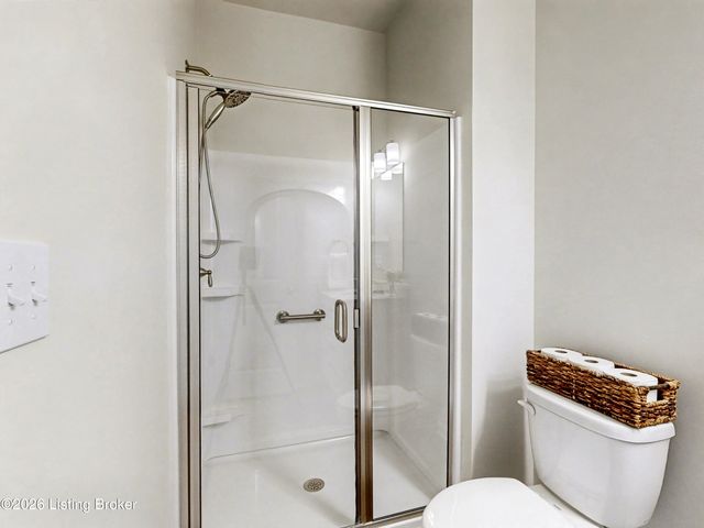 13107 Harpy Eagle Ct, Louisville, KY 40245