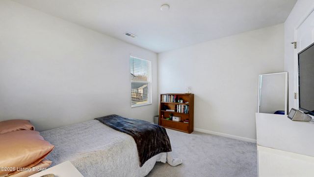 13107 Harpy Eagle Ct, Louisville, KY 40245