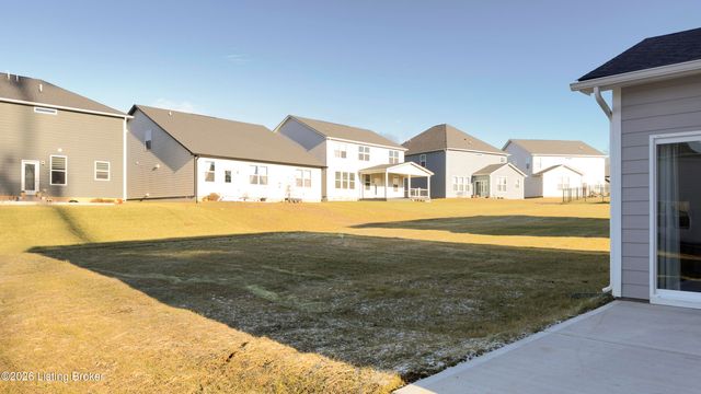 13107 Harpy Eagle Ct, Louisville, KY 40245