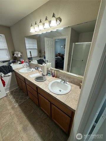 5146 Evan Court SE, Auburn, WA 98092