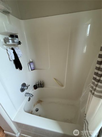 5146 Evan Court SE, Auburn, WA 98092
