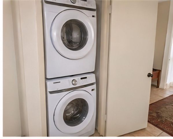 3303 W Greenridge Drive 38, Houston, TX 77057