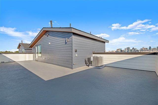 2203 Hondo Avenue 105, Dallas, TX 75219